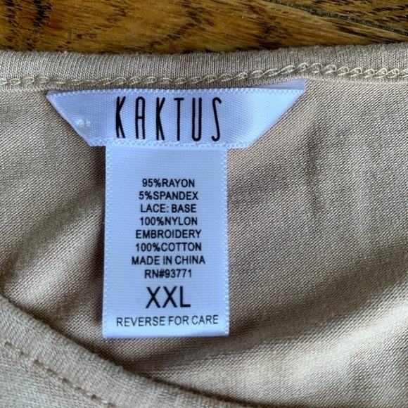 Kaktus Tan Tunic Top Sheer Lace Trim - Picture 7 of 7